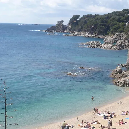 Bravaholidays-260-lotus-2 * Blanes